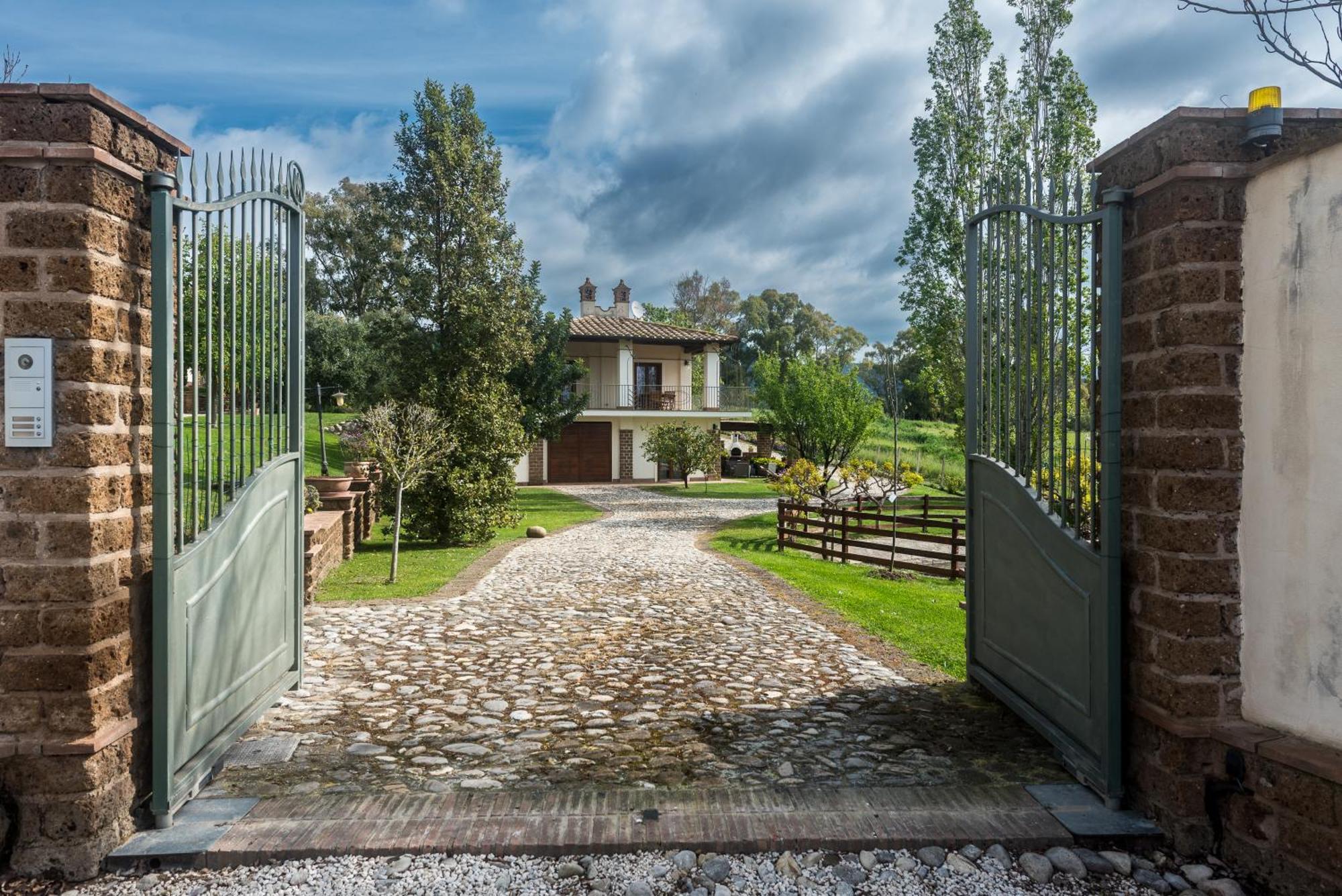 Villa Gli Eucalipti Cerveteri Luaran gambar